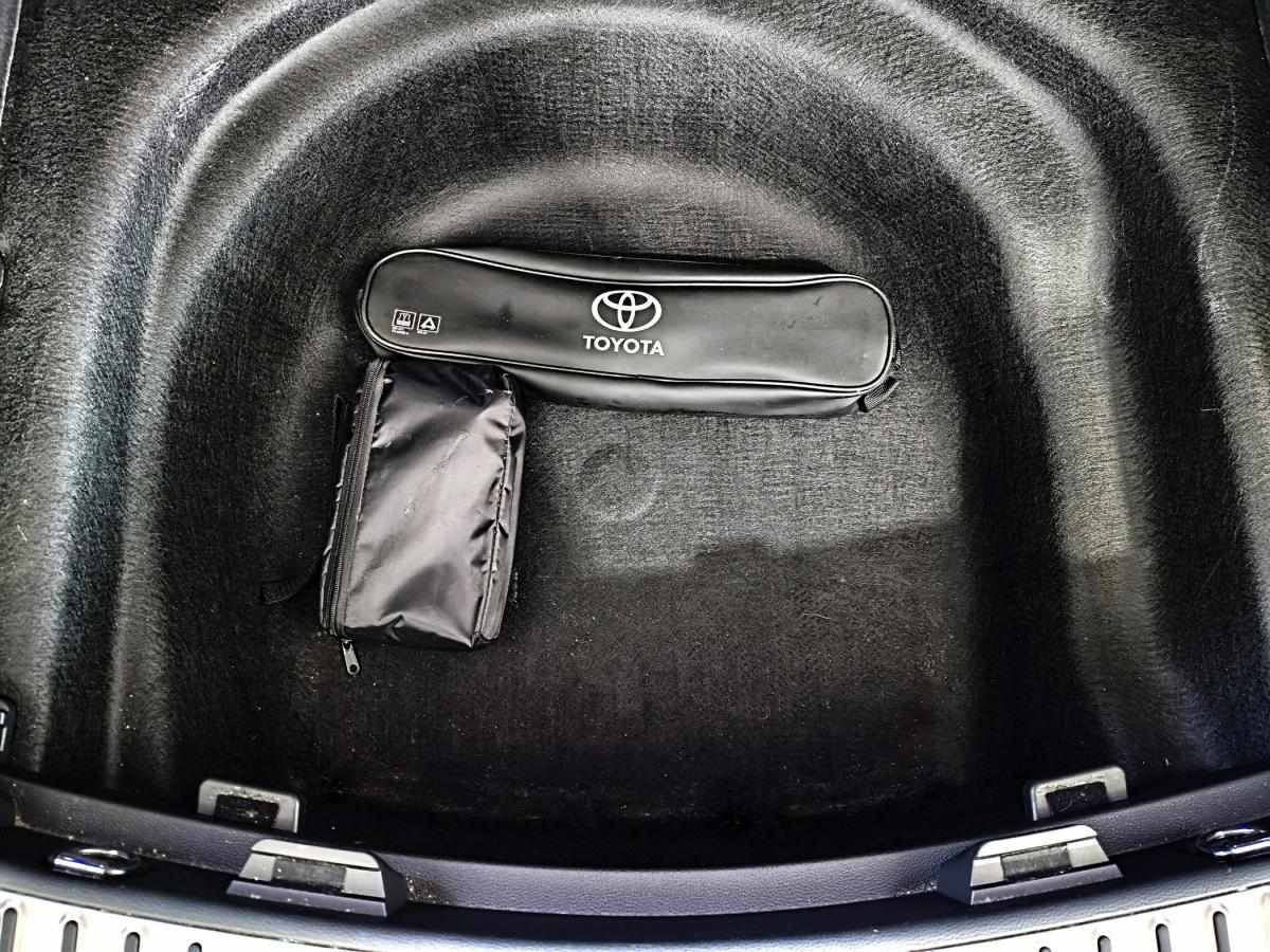 toyota-corolla-2021-hibrido-a-gasolina-1798cc
