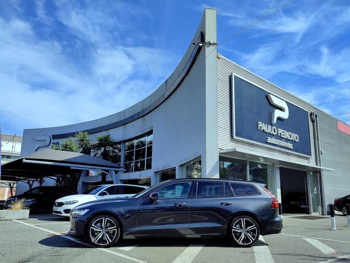 volvo-v60-2020-hibrido-a-gasolina-1969cc