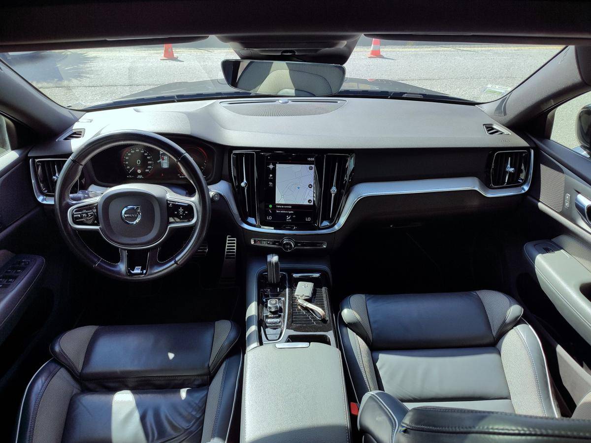 volvo-v60-2020-hibrido-a-gasolina-1969cc