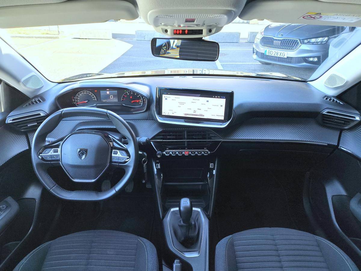 peugeot-208-2024-gasolina-1199cc
