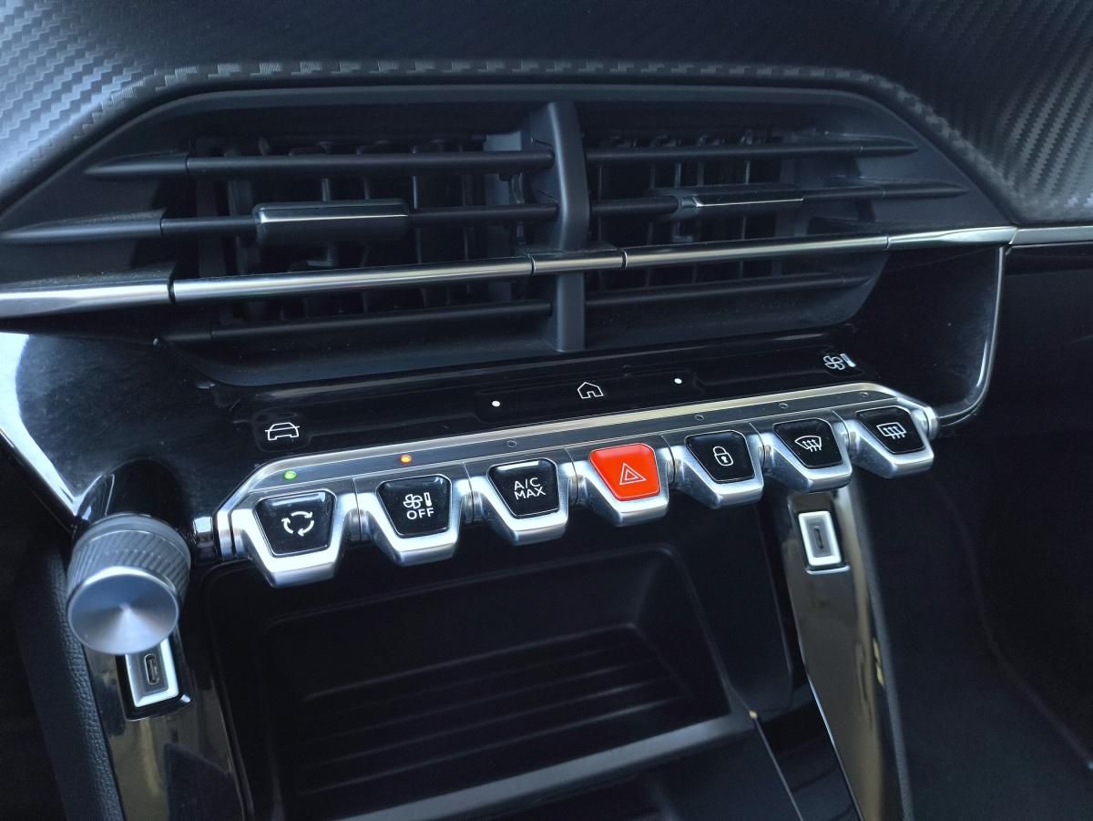 peugeot-208-2024-gasolina-1199cc