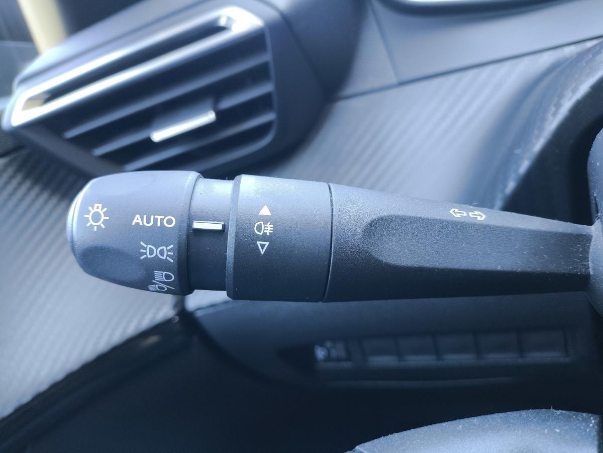 peugeot-208-2024-gasolina-1199cc