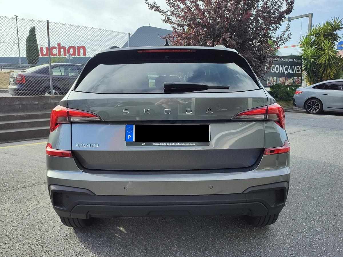 skoda-kamiq-2024-gasolina-999cc