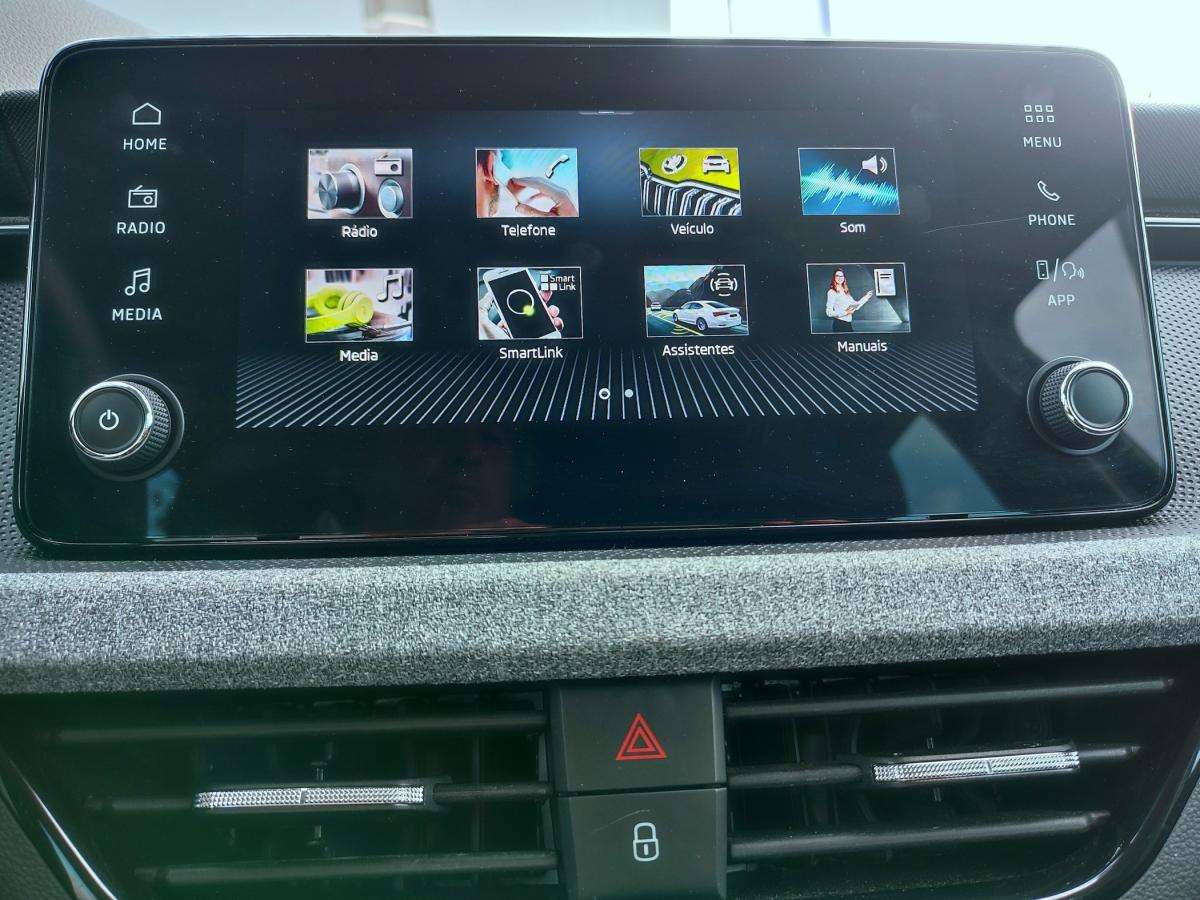 skoda-kamiq-2024-gasolina-999cc