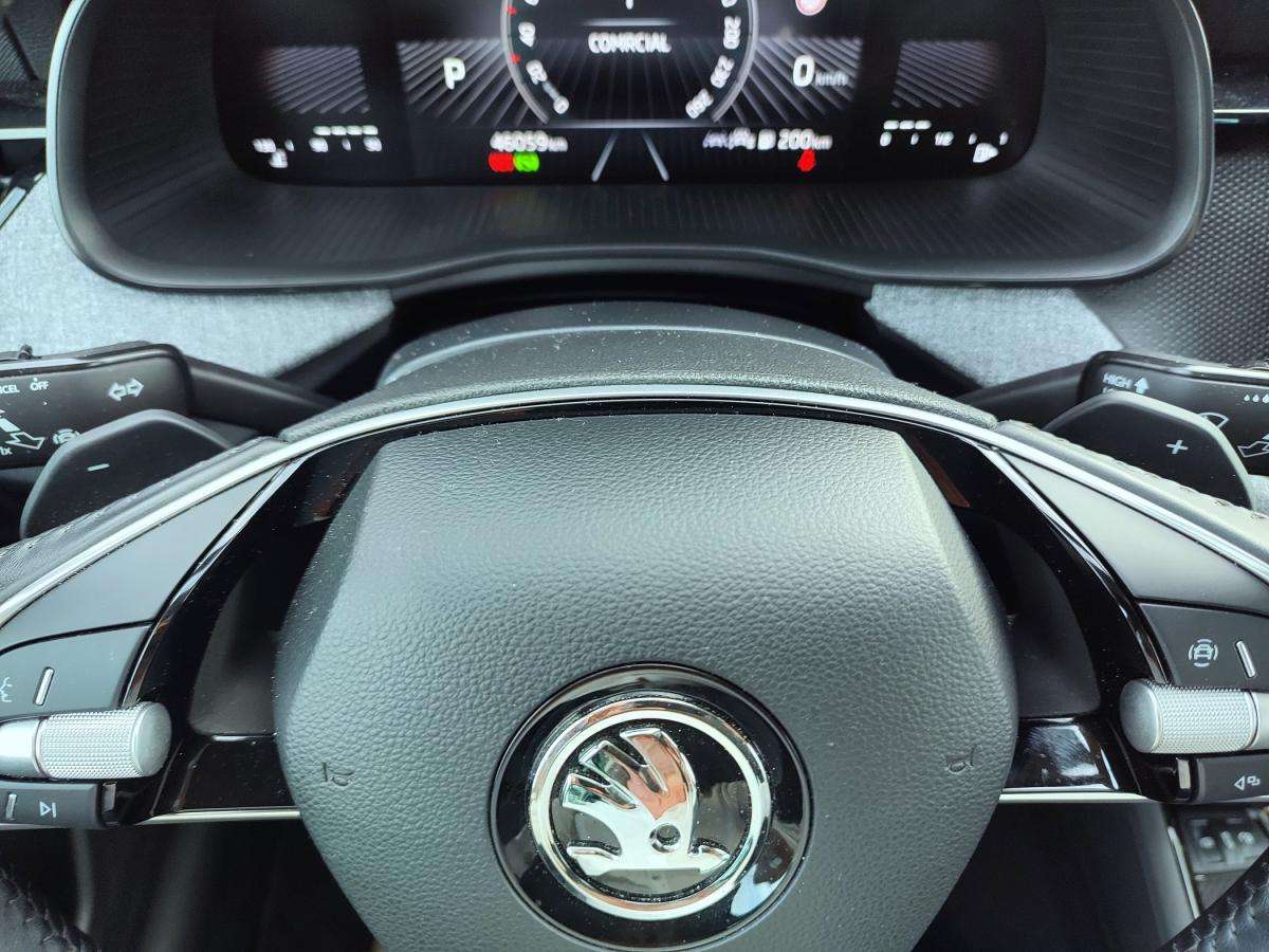 skoda-kamiq-2024-gasolina-999cc