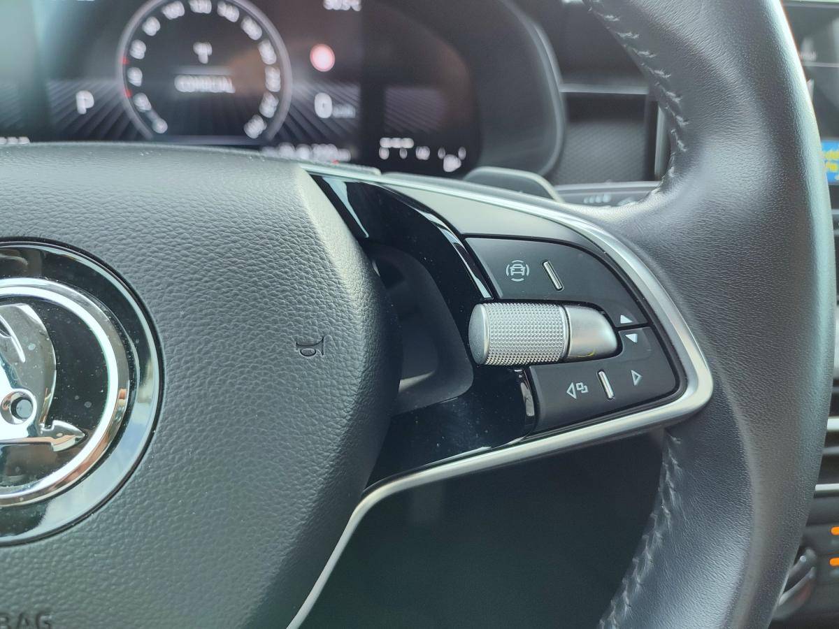 skoda-kamiq-2024-gasolina-999cc