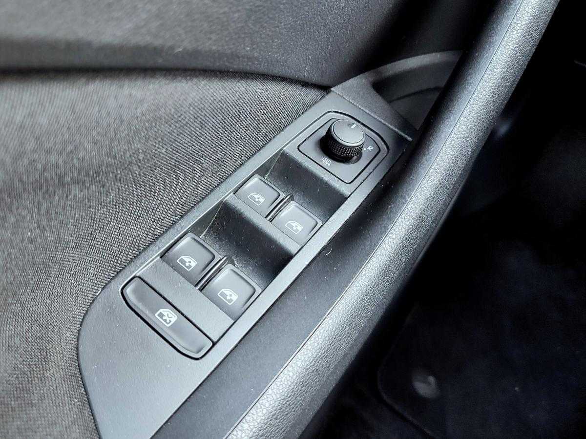 skoda-kamiq-2024-gasolina-999cc