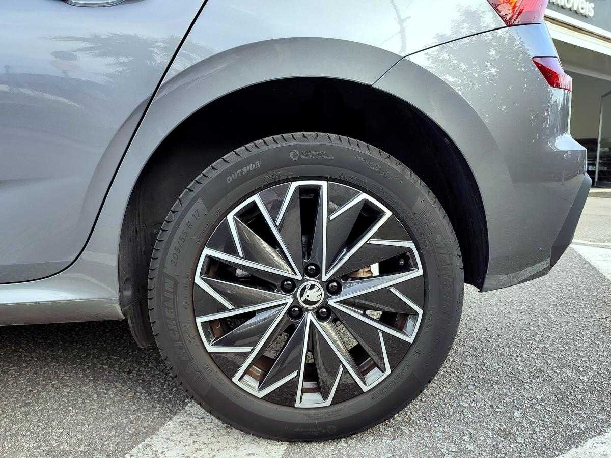 skoda-kamiq-2024-gasolina-999cc