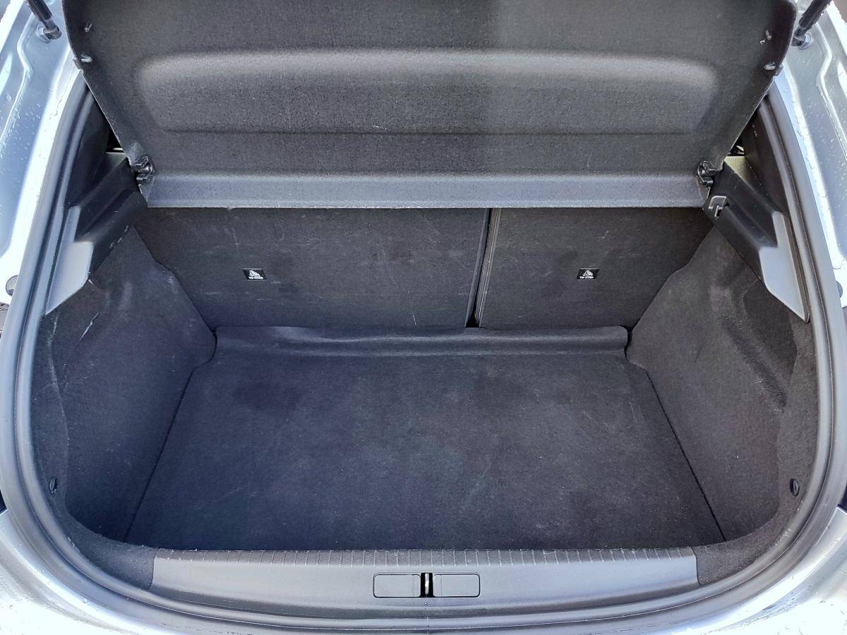 peugeot-208-2024-gasolina-1199cc