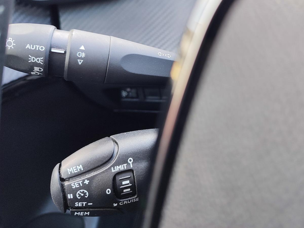 peugeot-208-2024-gasolina-1199cc