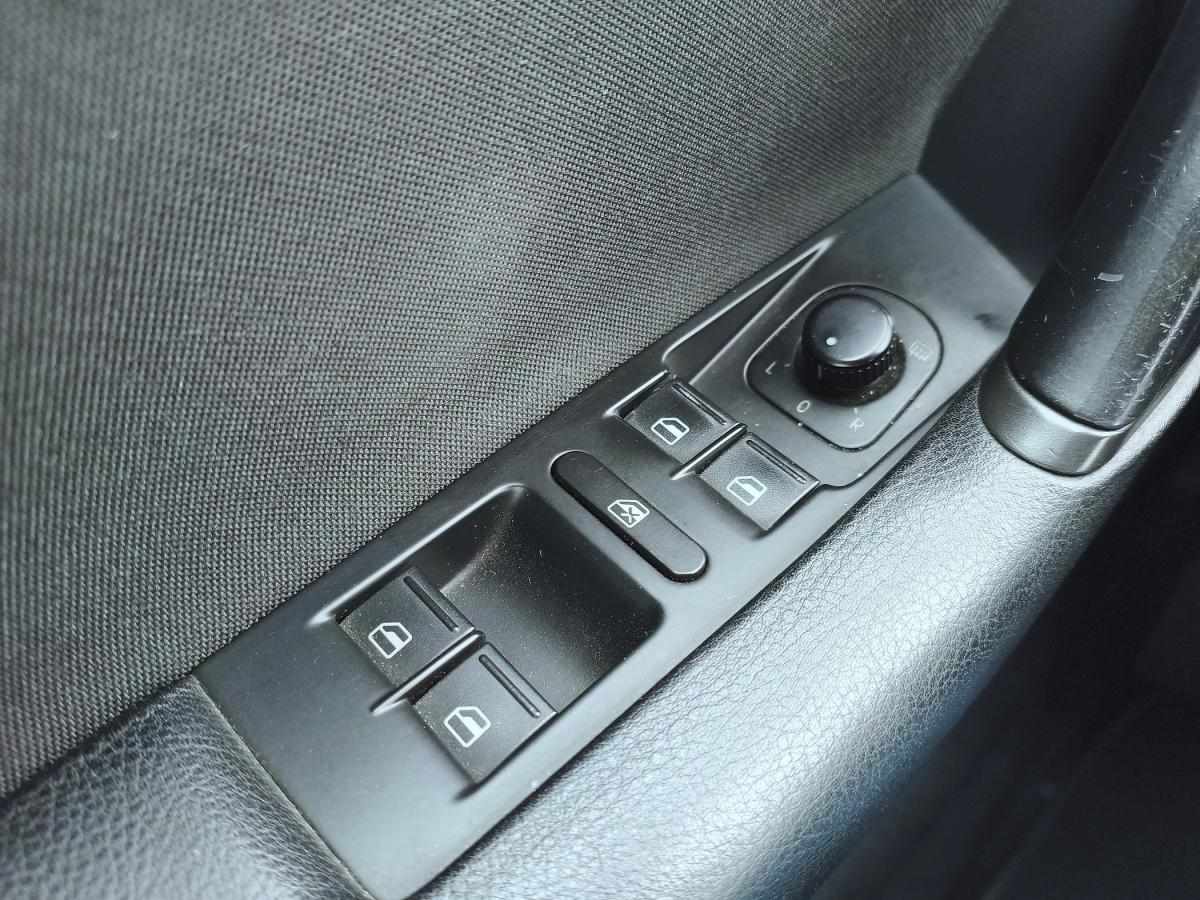 volkswagen-passat-variant-2014-diesel-1598cc