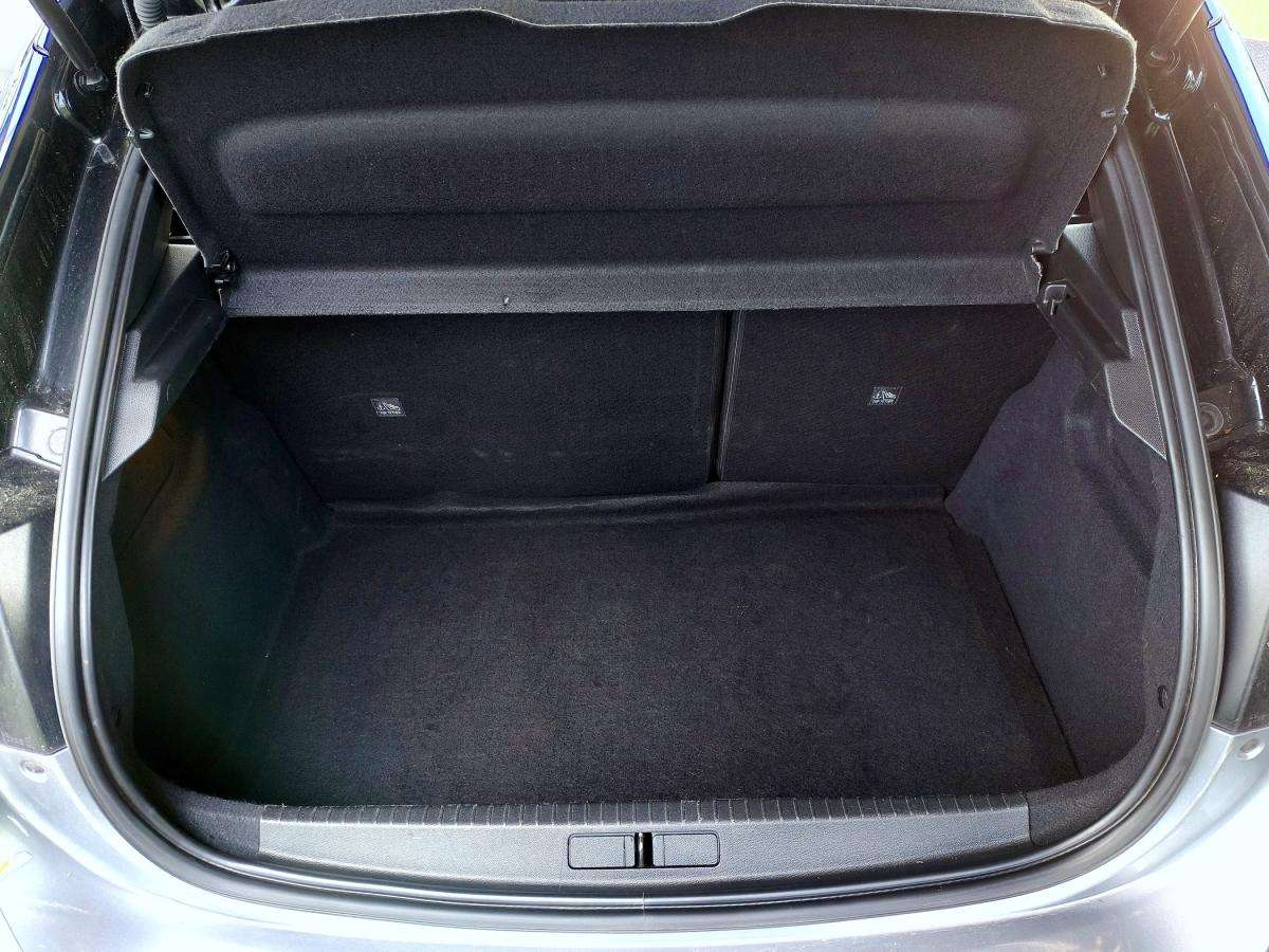 opel-corsa-2023-gasolina-1199cc