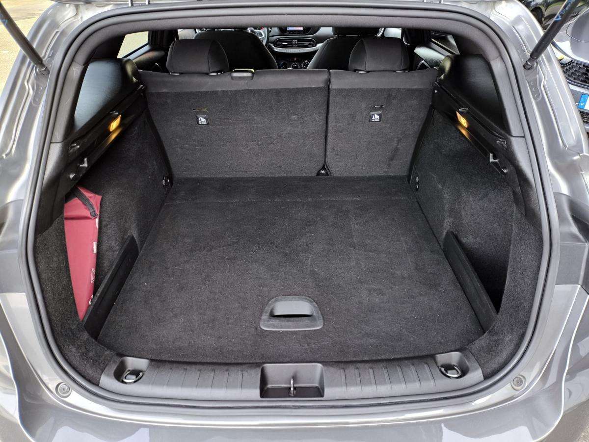 fiat-tipo-station-wagon-2021-diesel-1248cc