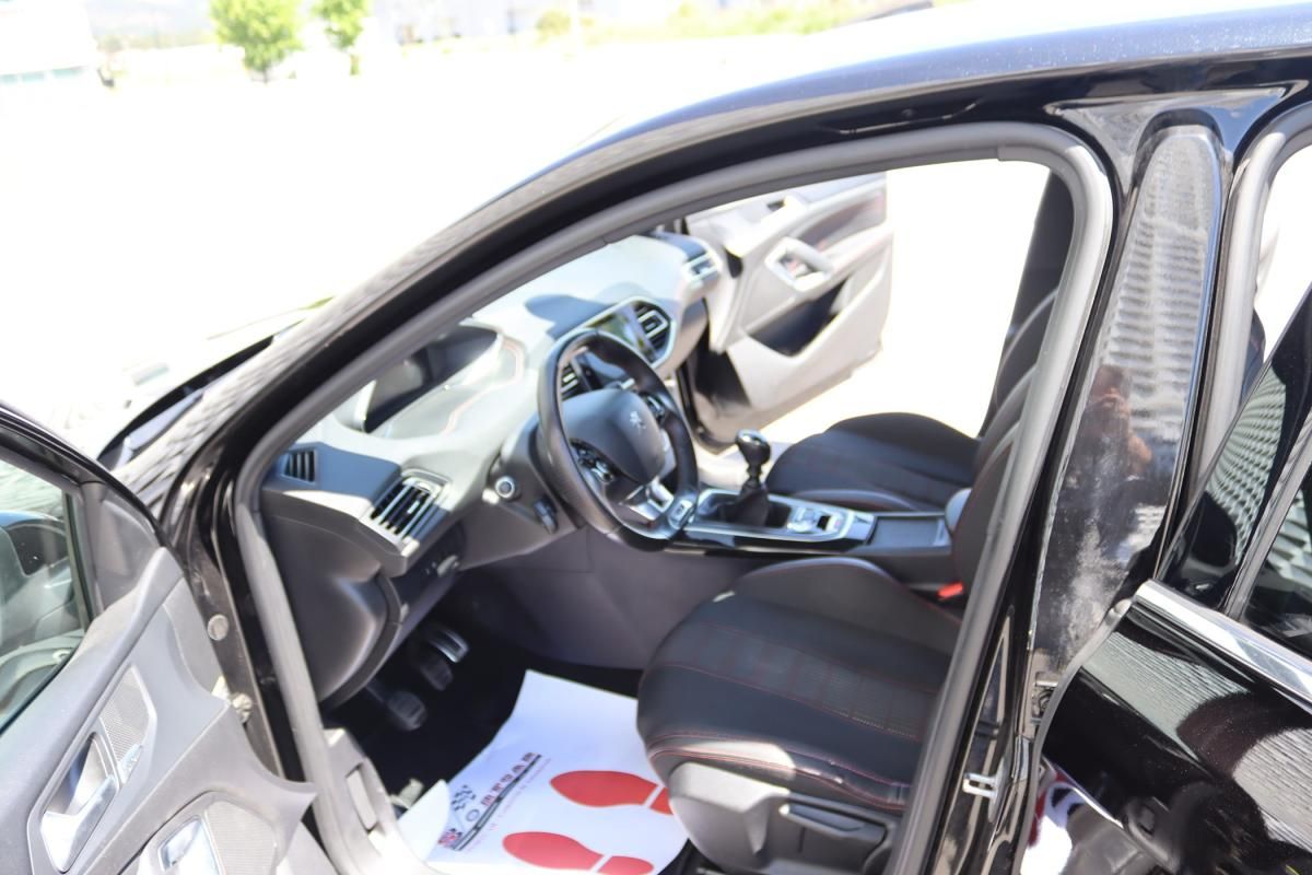 peugeot-308-2021-diesel-1499cc