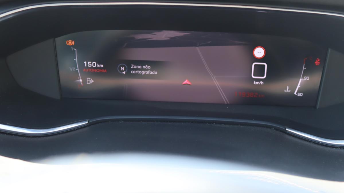 peugeot-308-2021-diesel-1499cc