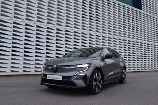 renault-megane-e-tech-2022-eletrico-0cc