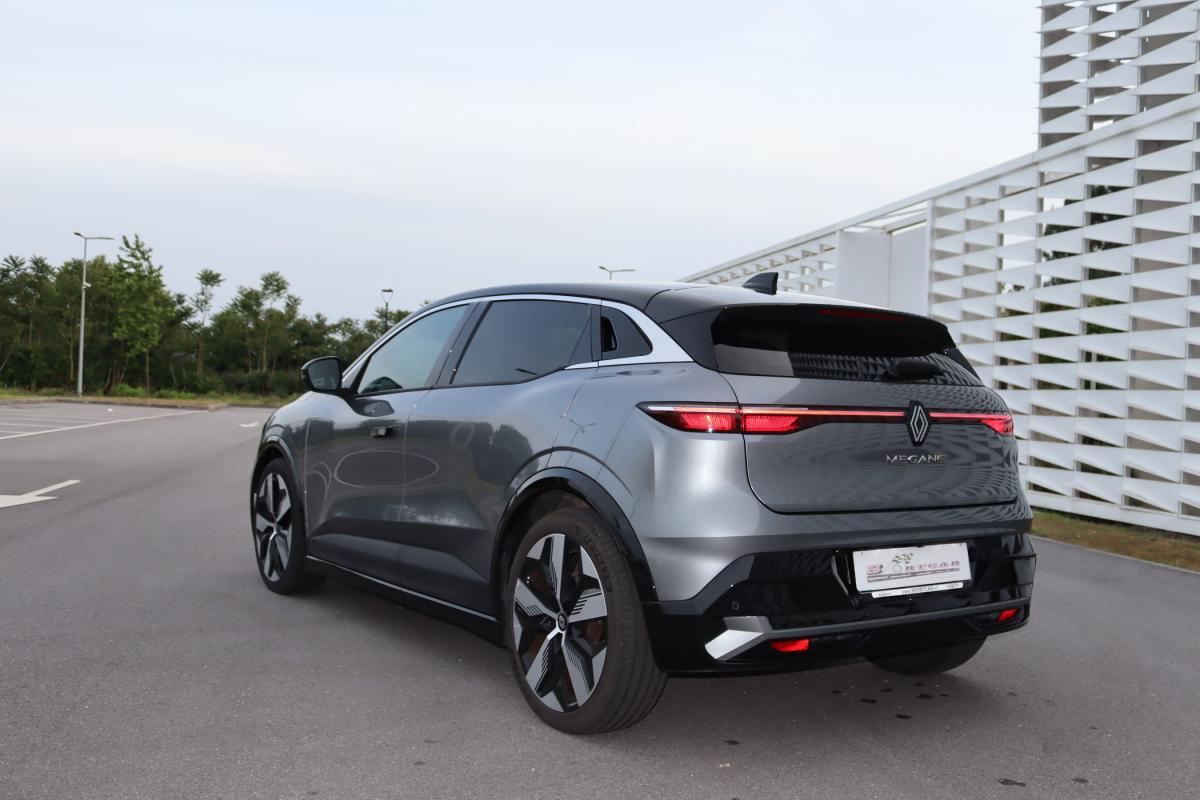 renault-megane-e-tech-2022-eletrico-0cc