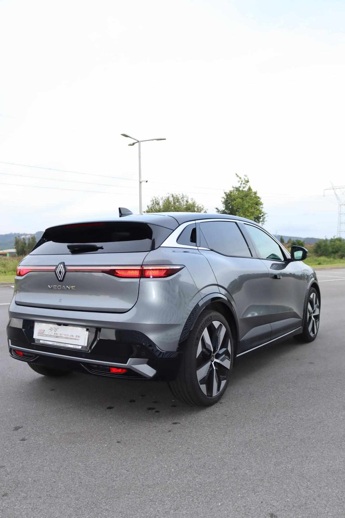 renault-megane-e-tech-2022-eletrico-0cc