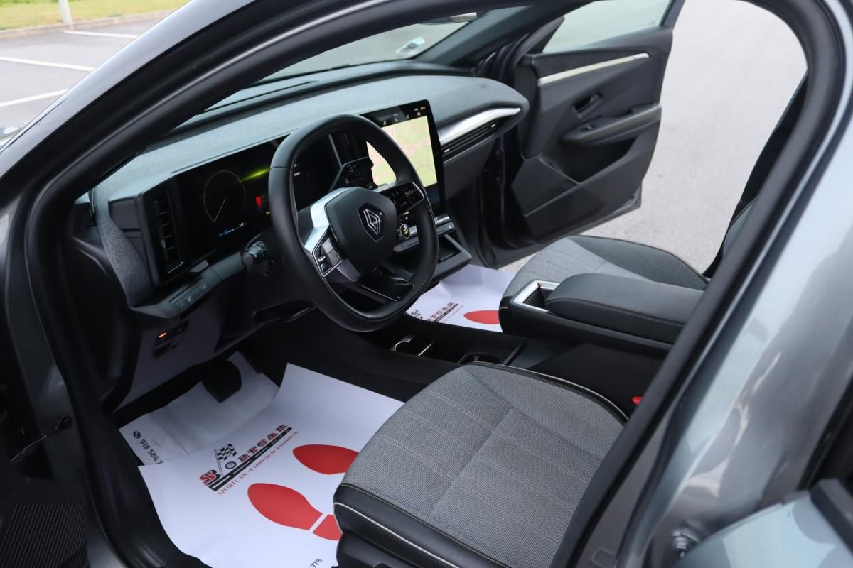 renault-megane-e-tech-2022-eletrico-0cc