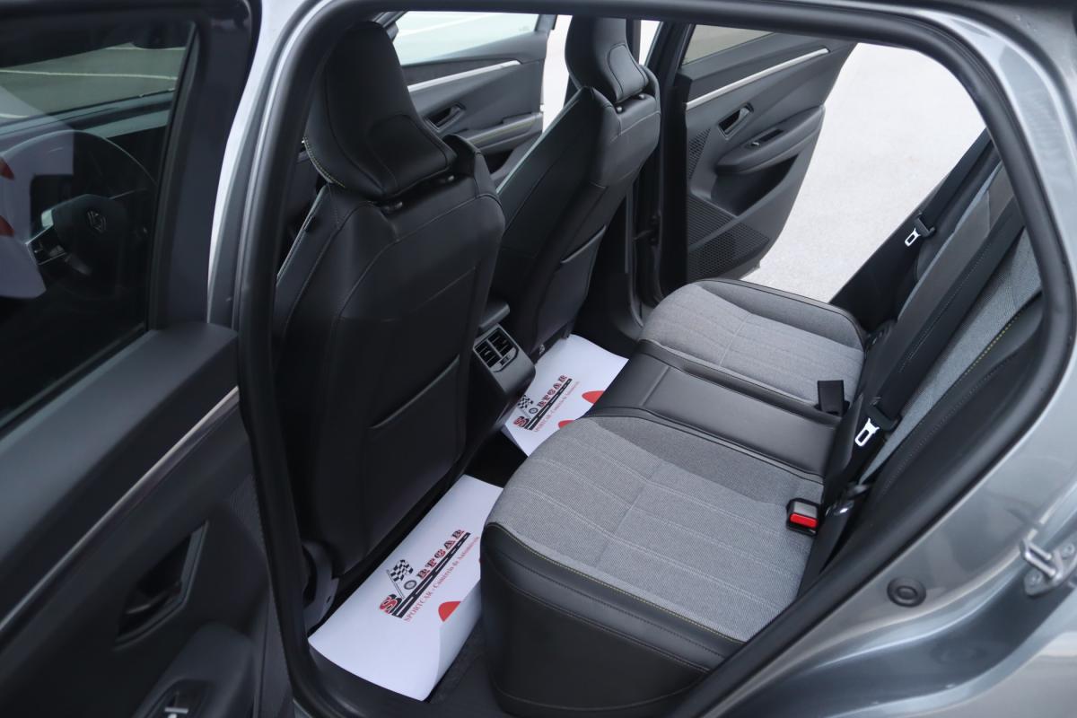 renault-megane-e-tech-2022-eletrico-0cc