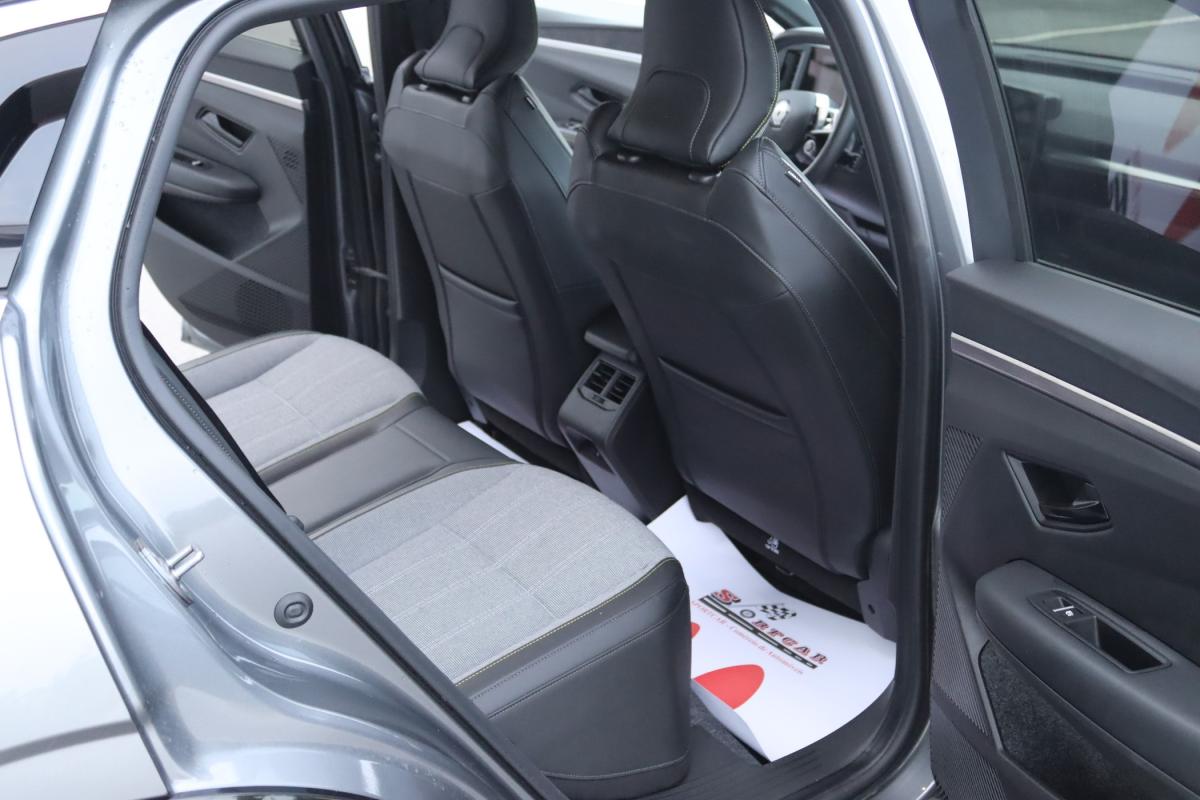 renault-megane-e-tech-2022-eletrico-0cc
