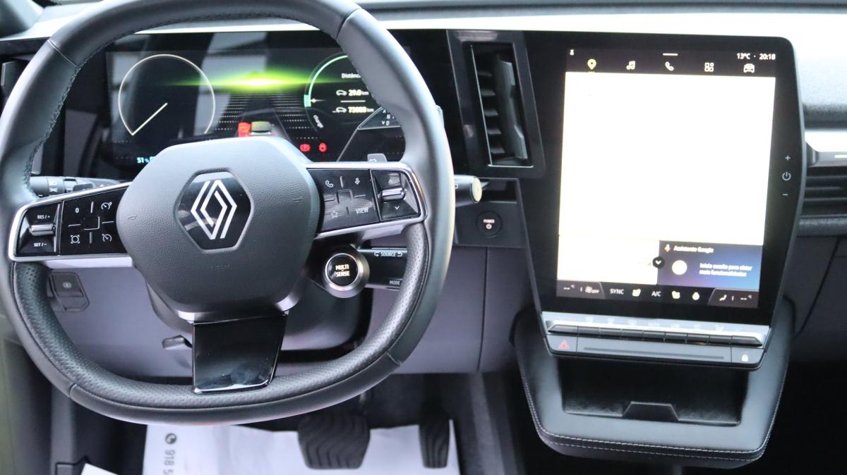 renault-megane-e-tech-2022-eletrico-0cc