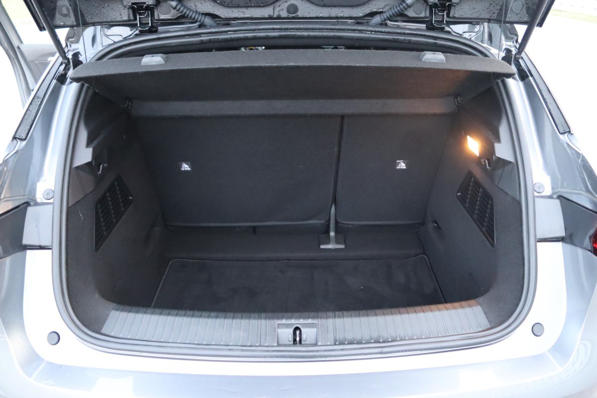 renault-megane-e-tech-2022-eletrico-0cc