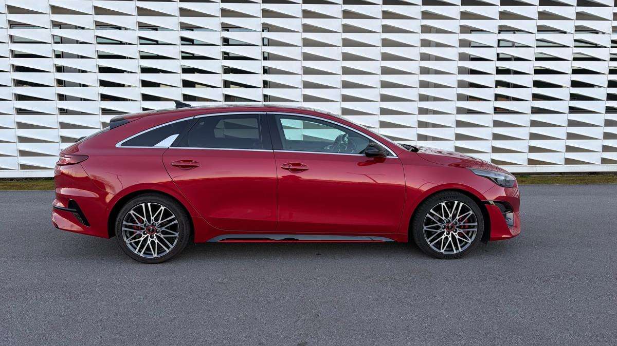 kia-proceed-2022-gasolina-1591cc