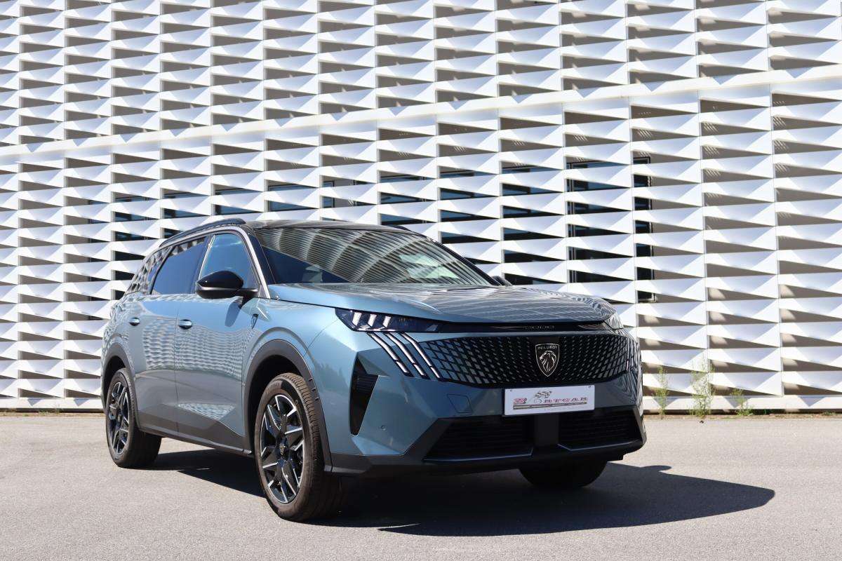 peugeot-5008-2026-hibrido-a-gasolina-1199cc
