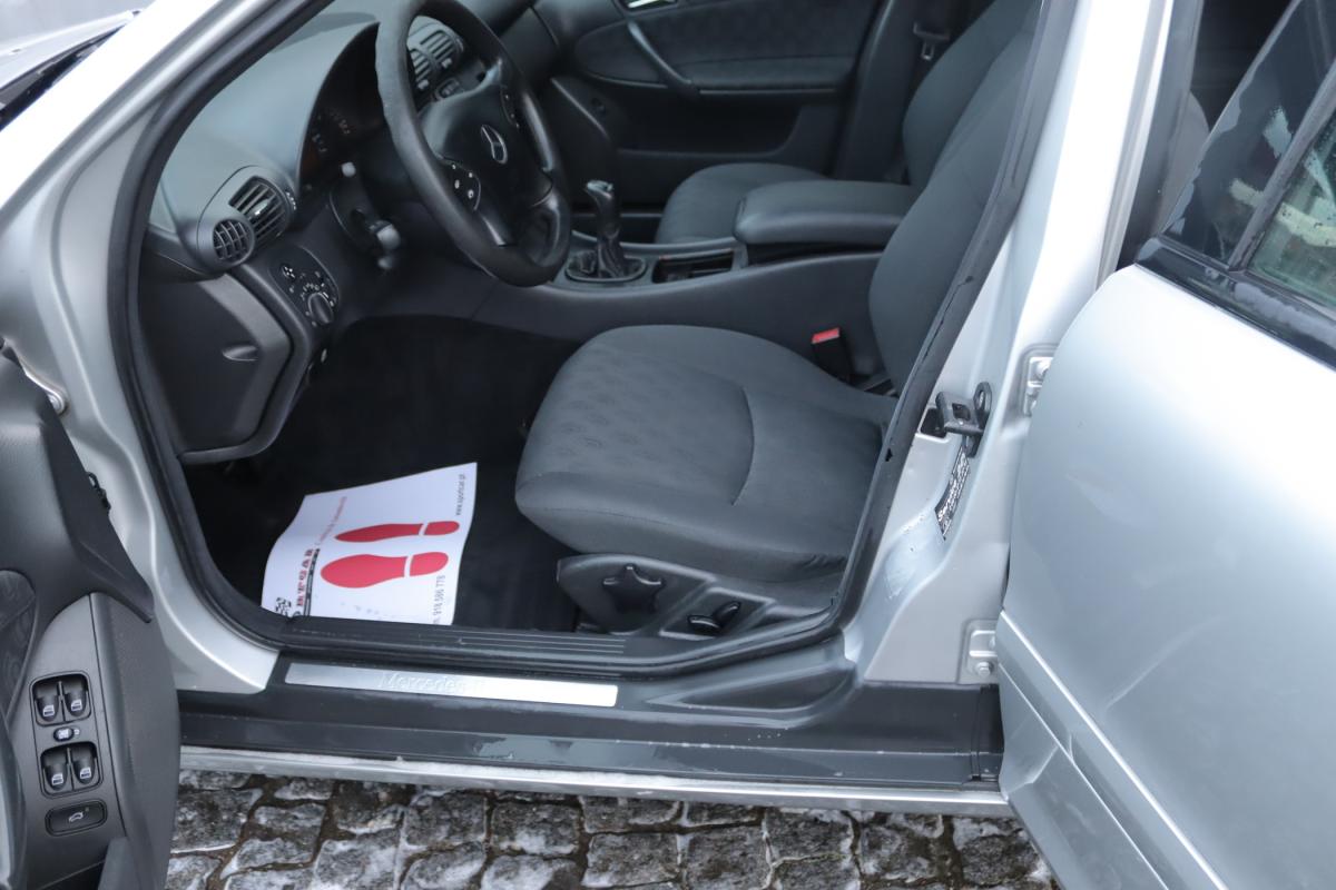 mercedes-benz-classe-c-2000-diesel-2148cc