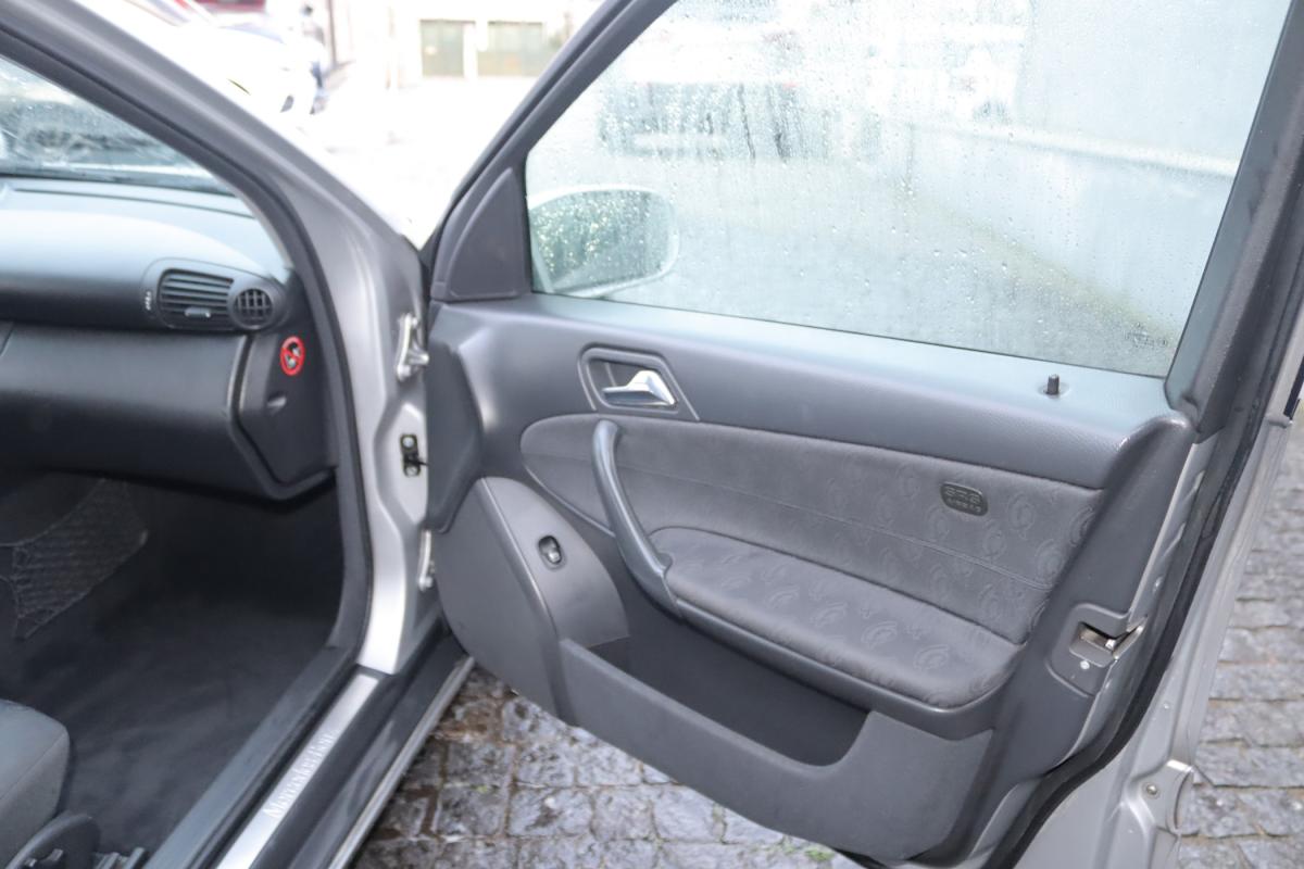 mercedes-benz-classe-c-2000-diesel-2148cc
