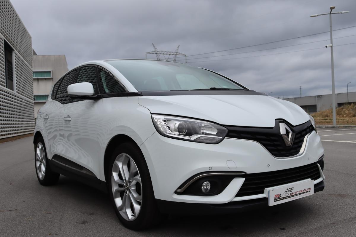 renault-scenic-2020-diesel-1750cc