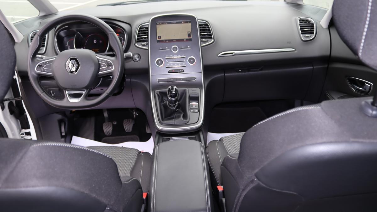 renault-scenic-2020-diesel-1750cc