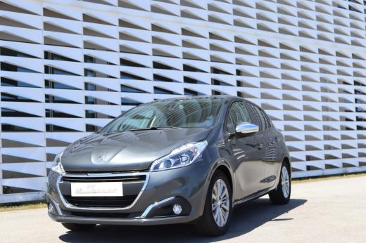 peugeot-208-2022-diesel-1499cc