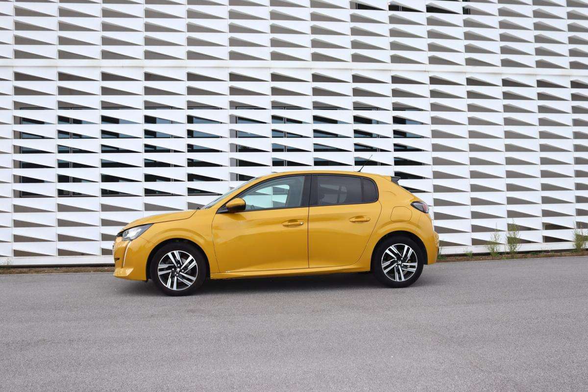 peugeot-208-2015-diesel-1499cc