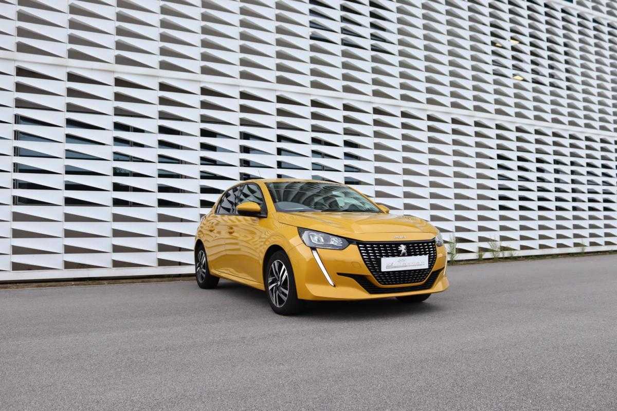 peugeot-208-2015-diesel-1499cc