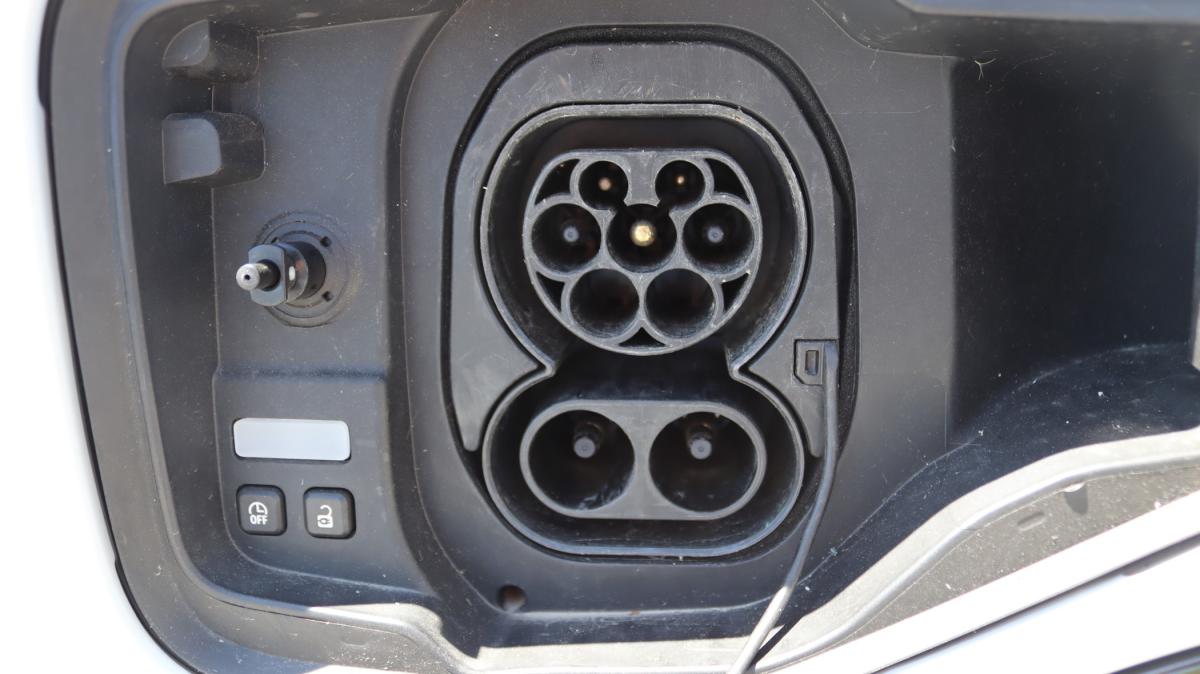 renault-megane-e-tech-2024-eletrico-0cc