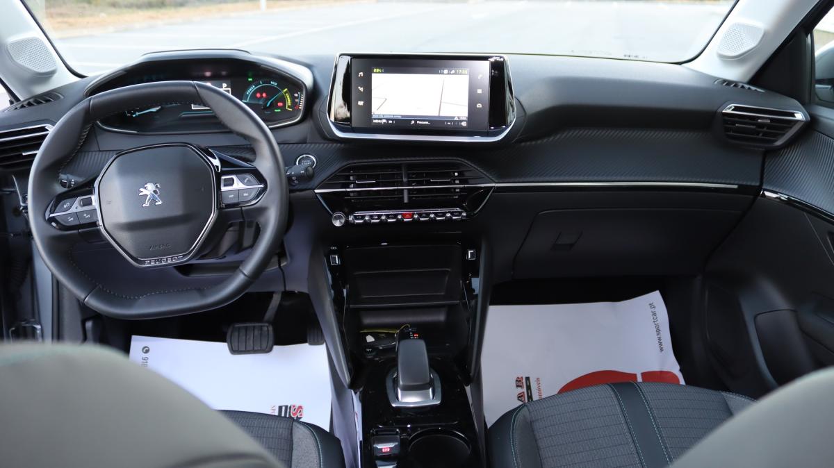 peugeot-208-2022-eletrico-267cc