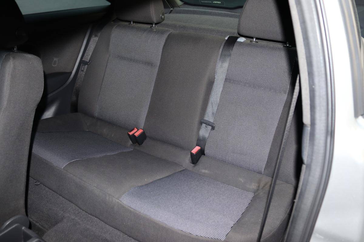 opel-astra-gtc-2005-diesel-1248cc