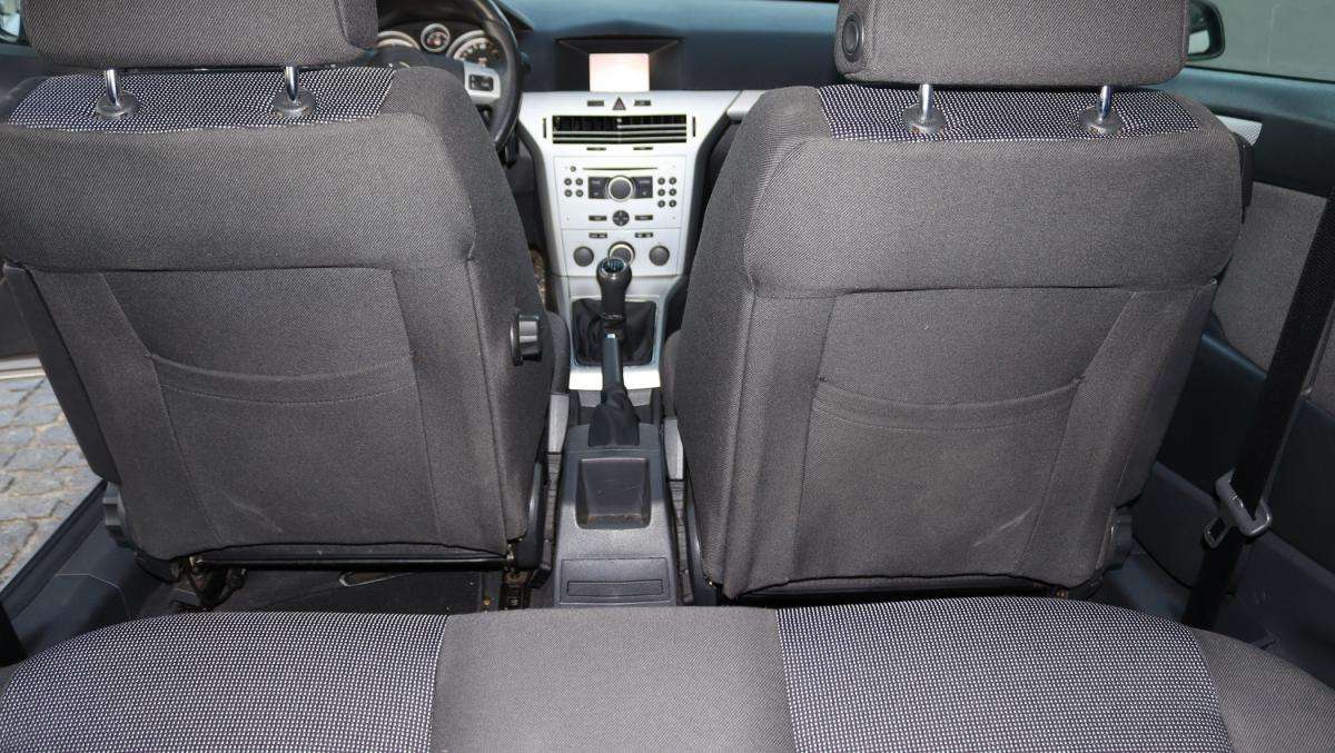 opel-astra-gtc-2005-diesel-1248cc