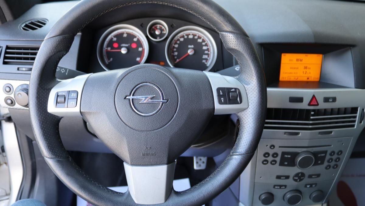 opel-astra-gtc-2005-diesel-1248cc