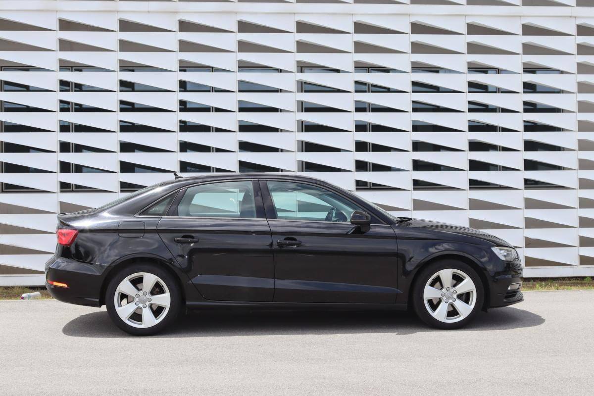 audi-a3-limousine-2015-diesel-1598cc