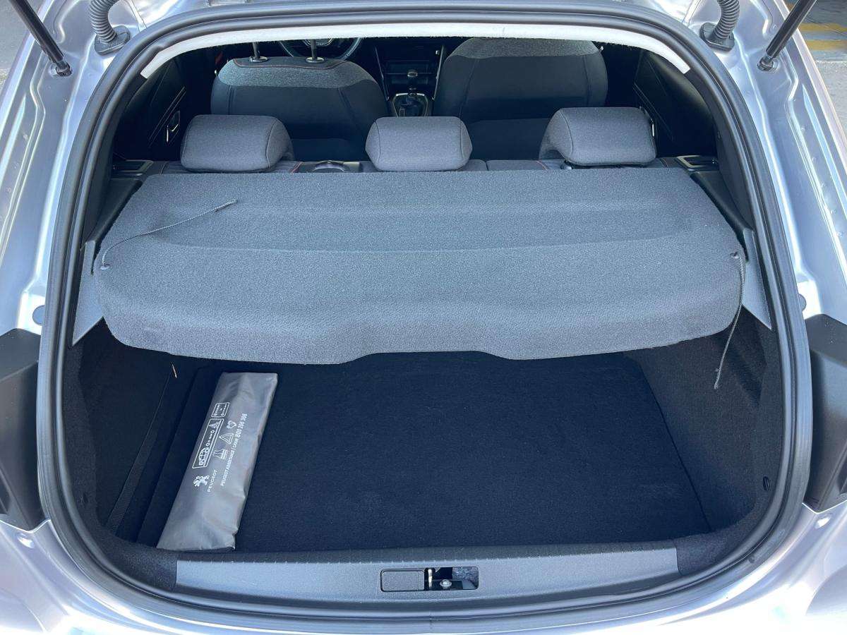 peugeot-208-2021-diesel-1499cc