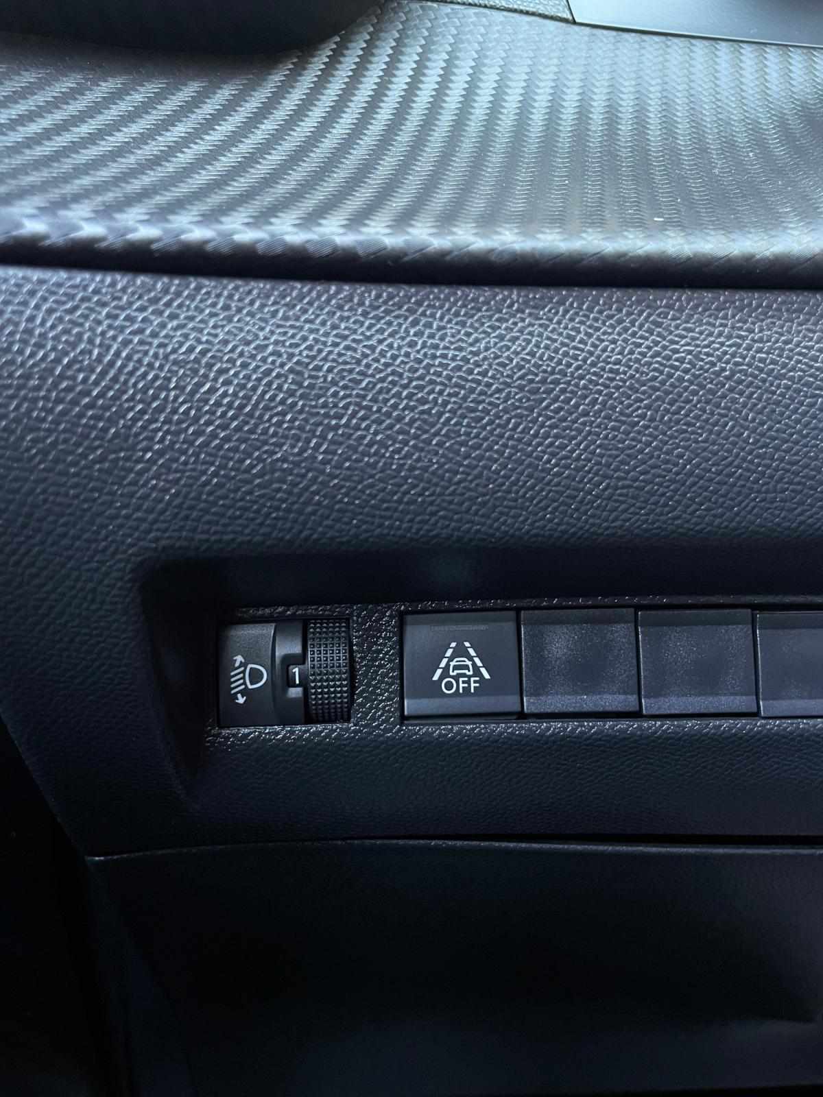 peugeot-208-2021-diesel-1499cc