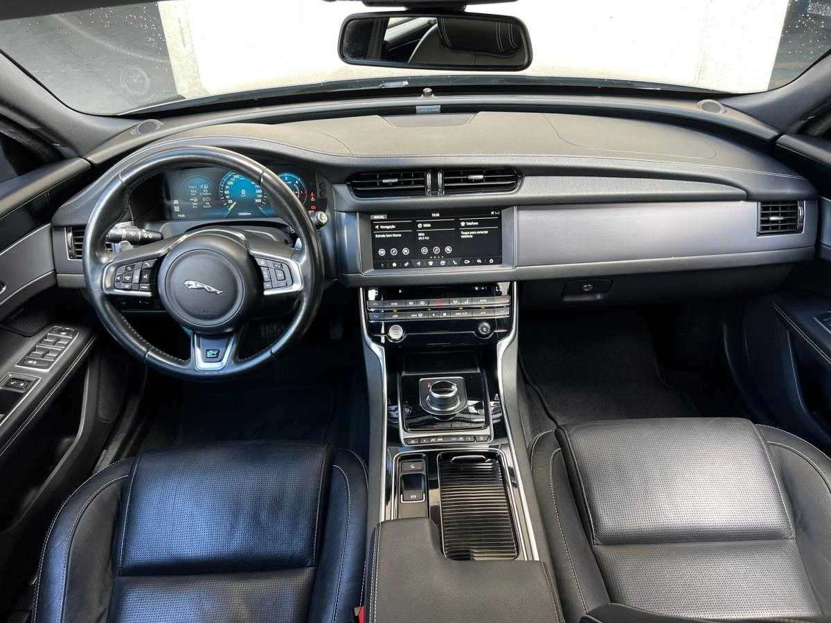 jaguar-xf-2018-diesel-1999cc