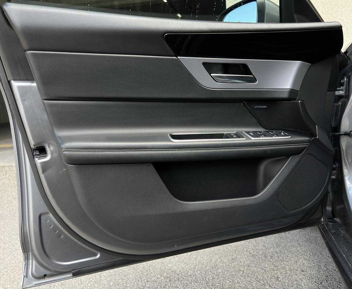 jaguar-xf-2018-diesel-1999cc