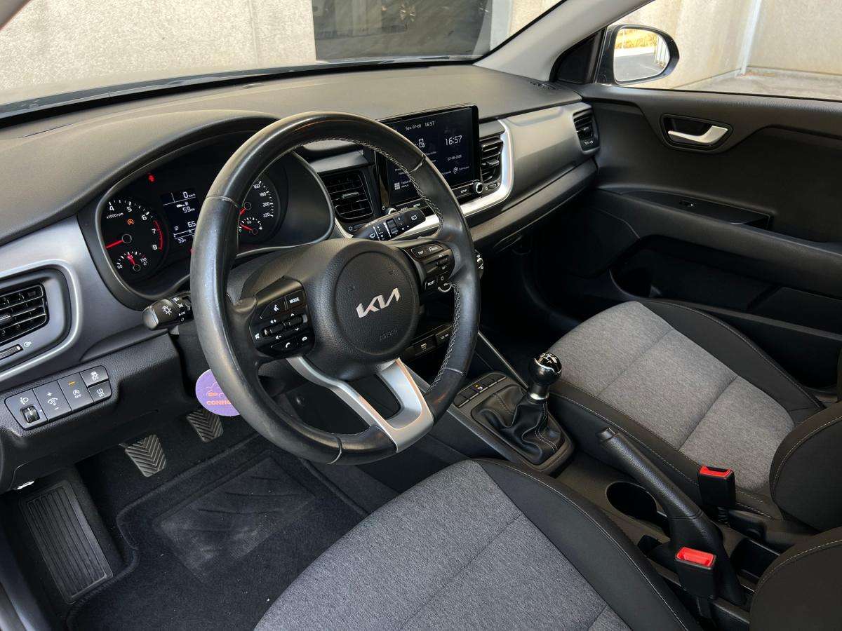 kia-stonic-2022-gasolina-1197cc