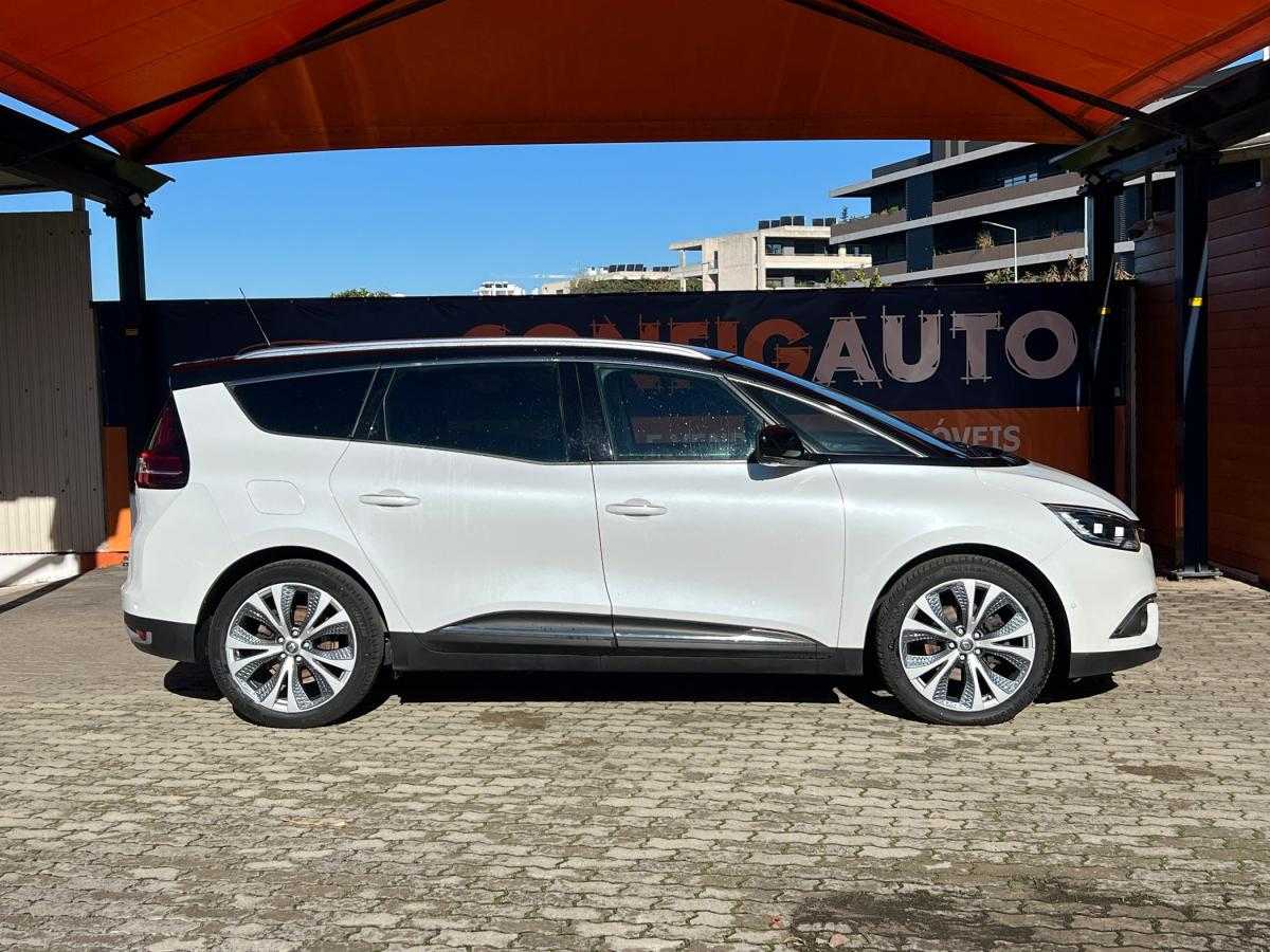 renault-grand-scenic-2017-diesel-1598cc