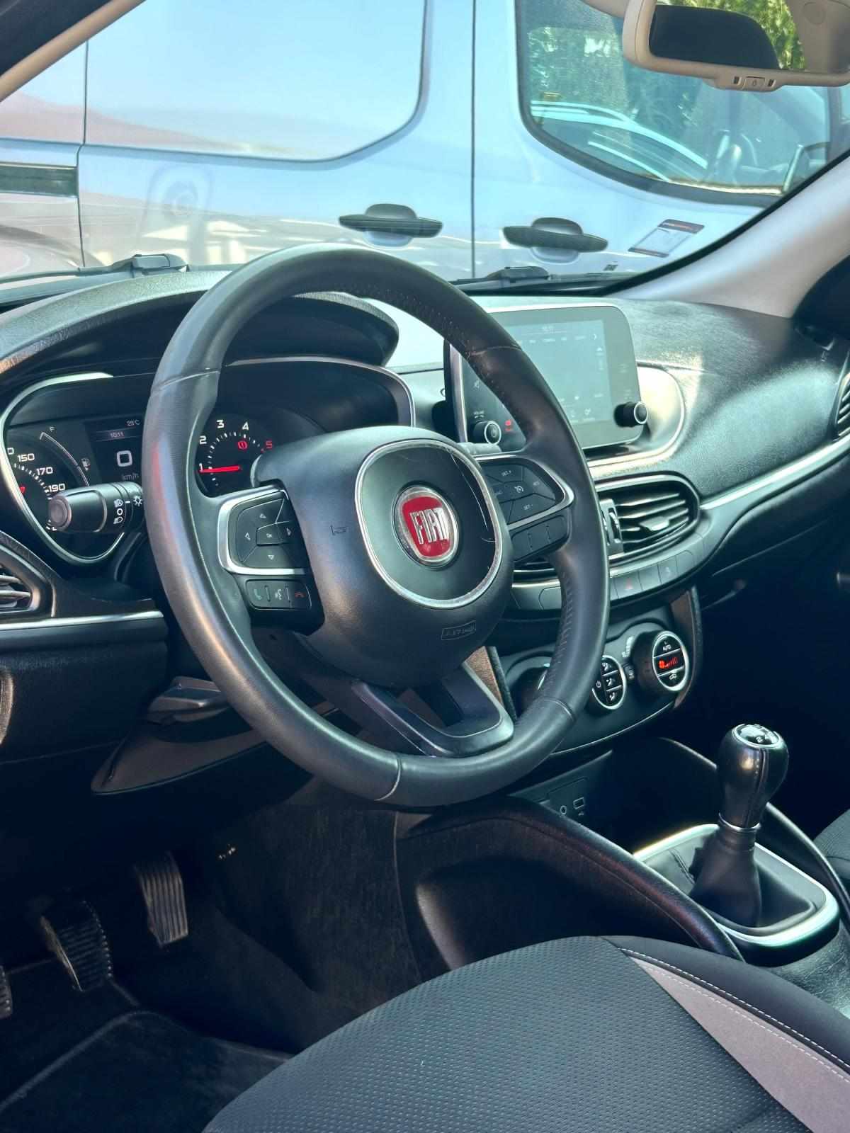 fiat-tipo-station-wagon-2018-diesel-1248cc