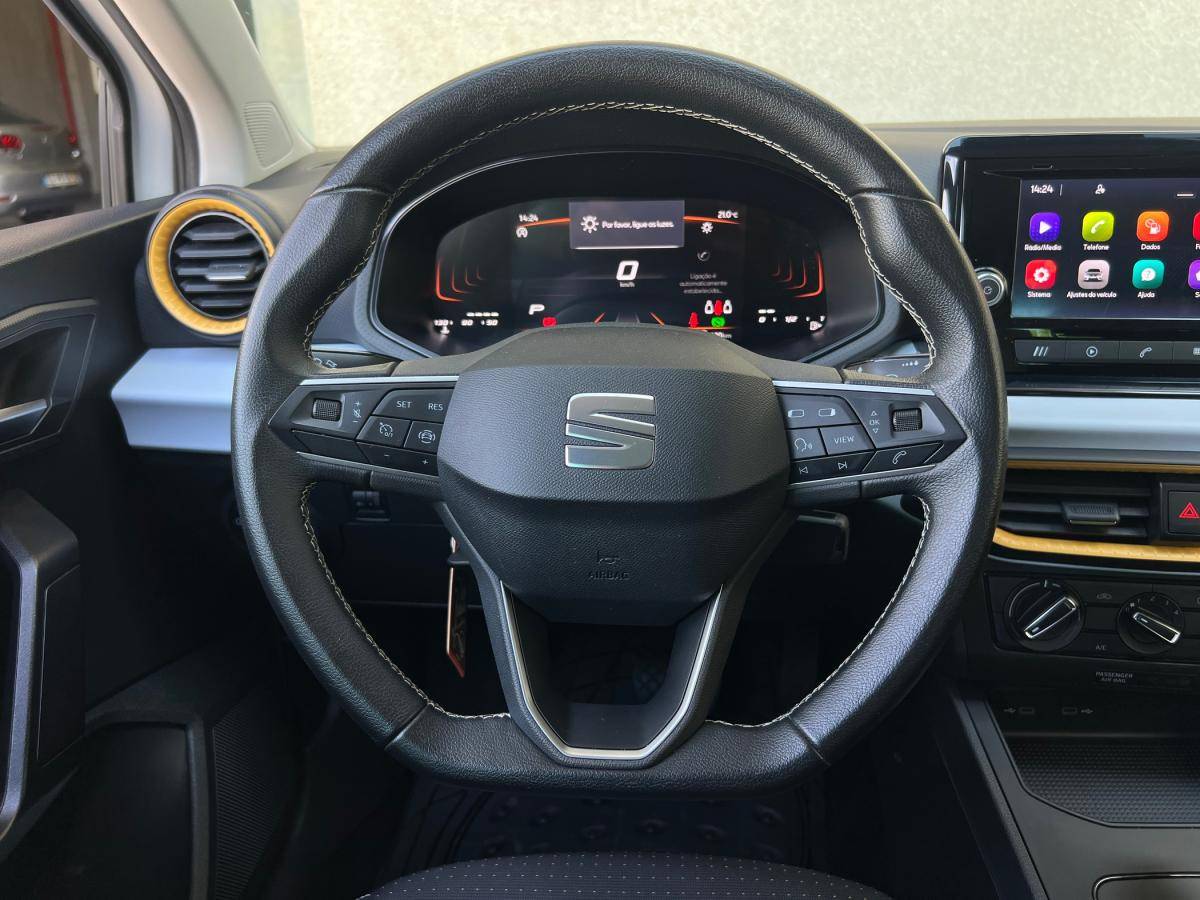 seat-ibiza-2023-gasolina-999cc